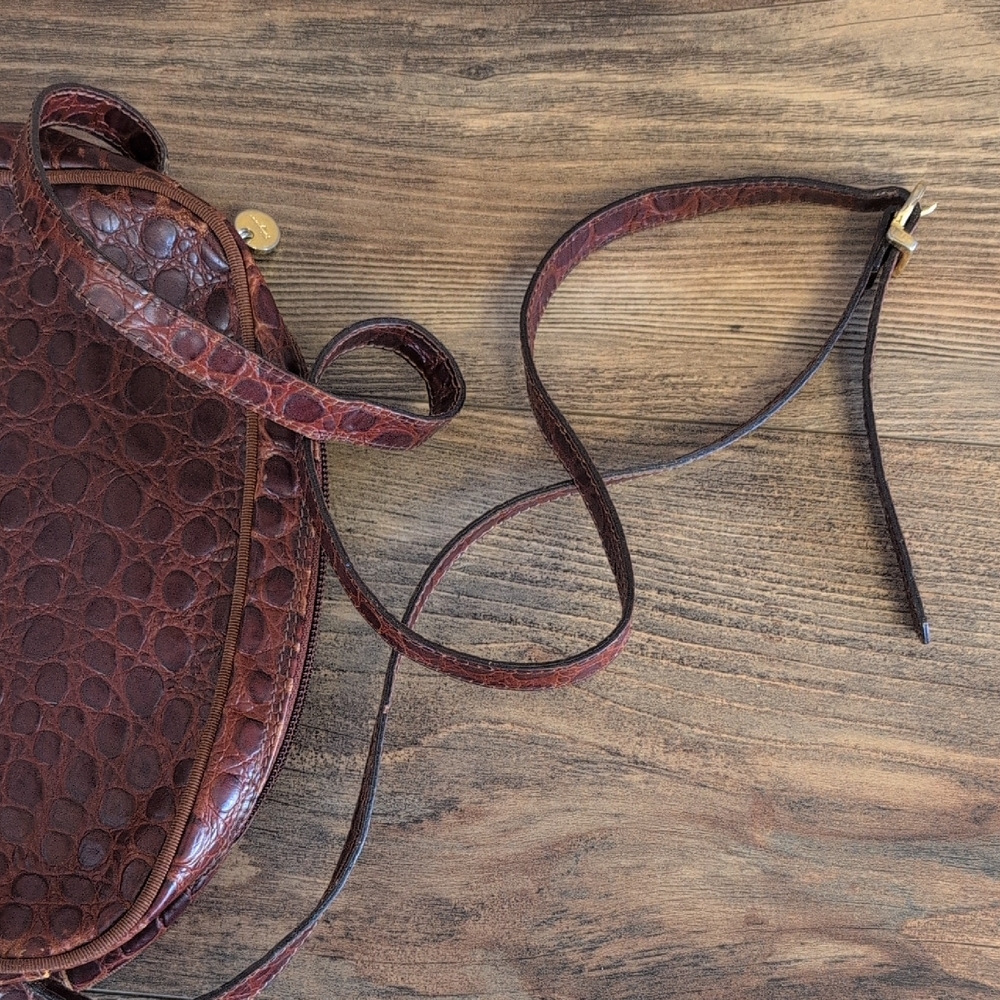 Salvatore Ferragamo Vara Ribbo Crocodile Embossed Leather Shoulder Crossboy Bag - Picture 6 of 13